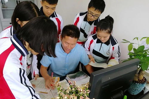 平樂(lè)中學(xué)群英薈 名優(yōu)教師展播，打造高品質(zhì)教育公共服務(wù)新高地